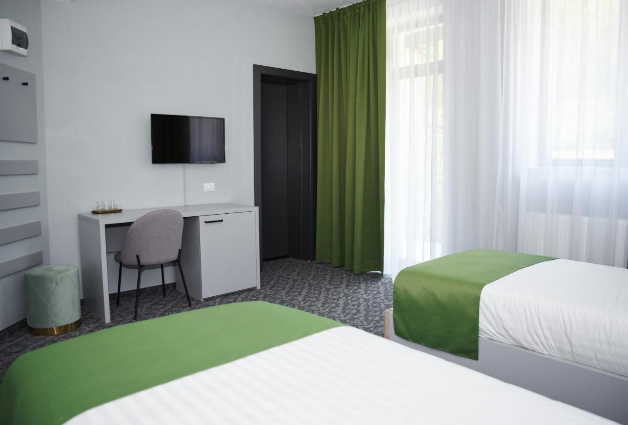Astra Hotel Călimăneşti Esterno foto