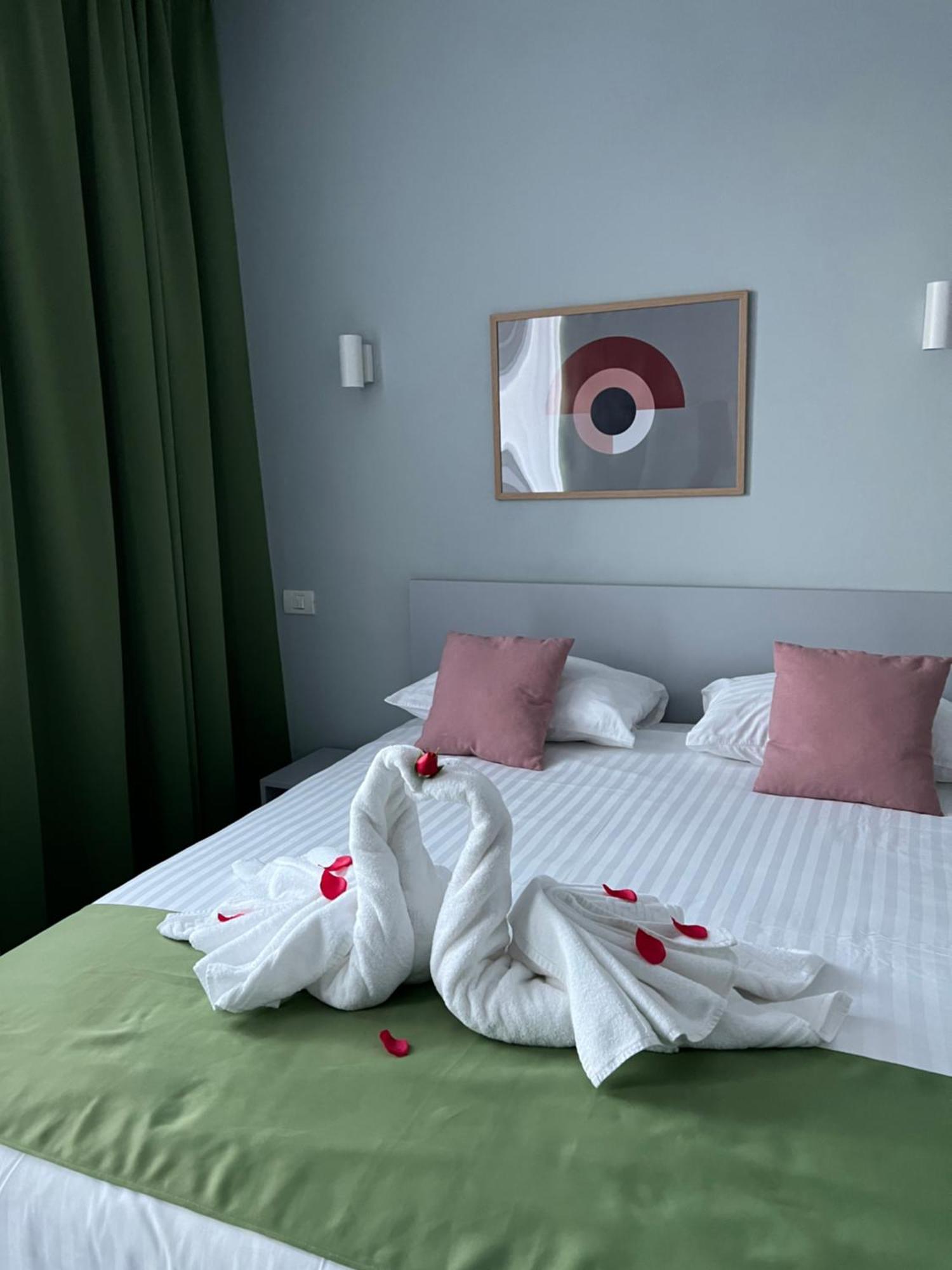 Astra Hotel Călimăneşti Esterno foto